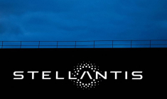 Le logo Stellantis, près de Paris