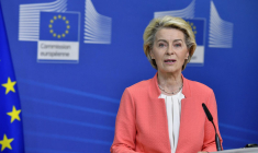La présidente de la Commission européenne Ursula von der Leyen à Bruxelles le 17 juillet. ( AFP / JEAN-CHRISTOPHE VERHAEGEN )