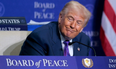 Donald Trump à Washington ce jeudi 19 février. ( GETTY IMAGES NORTH AMERICA / CHIP SOMODEVILLA )