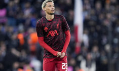 Hugo Ekitiké de retour au Stade de Reims