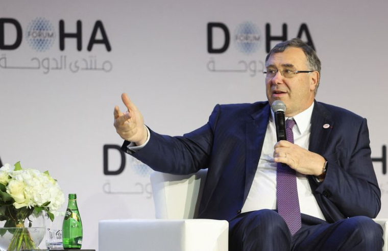 TOTALENERGIES EXCLUT TOUT NOUVEL INVESTISSEMENT EN RUSSIE