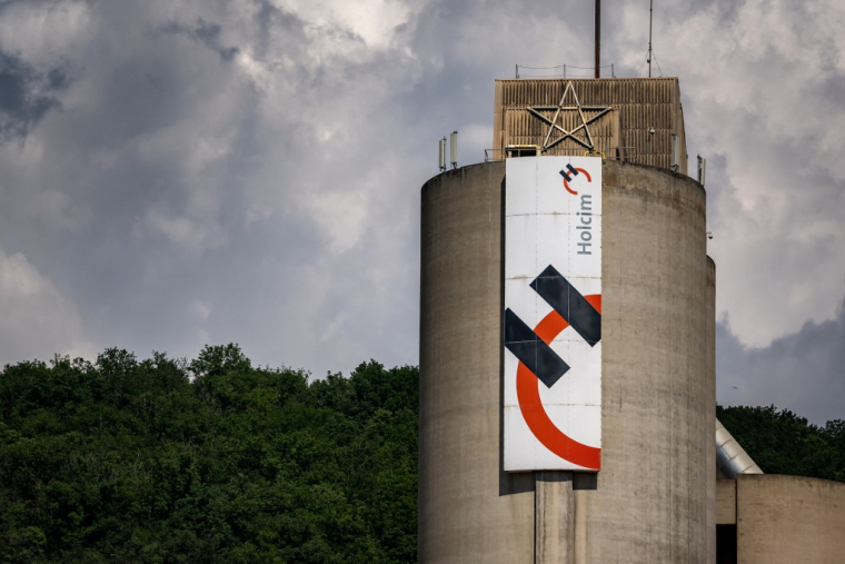 ( AFP / FABRICE COFFRINI )