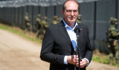 PHOTO DE FICHIER : Le ministre allemand de l'Intérieur, M. Dobrindt, visite la frontière entre la Pologne et la Biélorussie