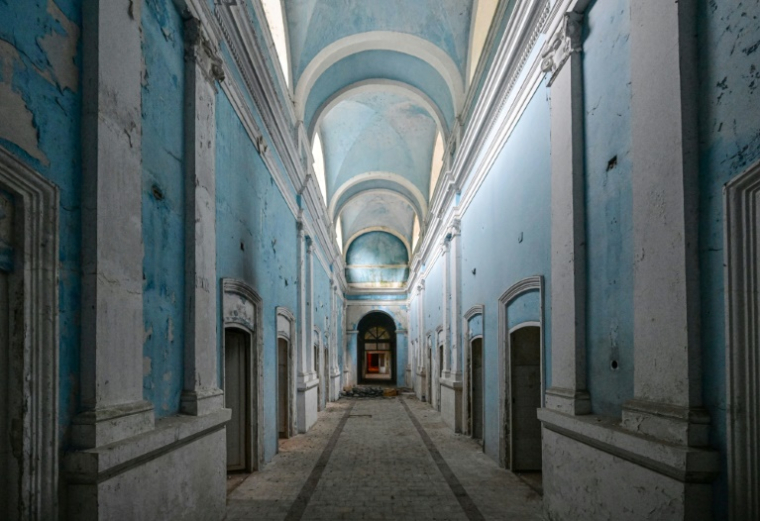 L'intérieur des bains impériaux de Neptune, le 29 juillet 2025 à Baile Herculane, en Roumanie ( AFP / Daniel MIHAILESCU )