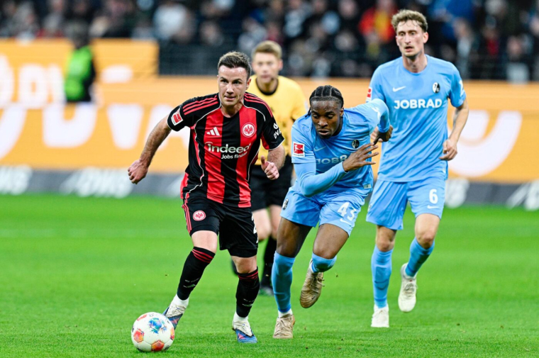 Un champion du monde prolonge dans son club