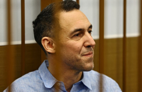 Le chercheur français Laurent Vinatier avant une audience au tribunal à Moscou