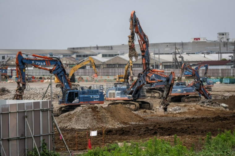 Le chantier d'un centre de données à Hino, dans la préfecture de Tokyo, au Japon, le 30 juin 2026 ( AFP / Yuichi YAMAZAKI )