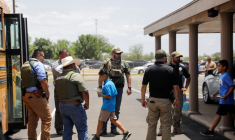 ÉTATS-UNIS: QUATORZE ENFANTS, UNE ENSEIGNANTE TUÉS DANS UNE FUSILLADE DANS UNE ÉCOLE DU TEXAS