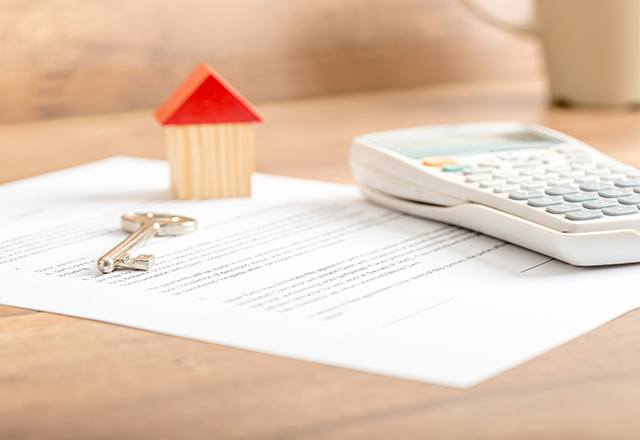 En tant qu'acheteur, vous bénéficiez d'un délai de 10 jours après avoir signé un avant-contrat, c'est-à-dire une promesse ou un compromis de vente pour revenir sur votre décision. (crédit : Adobe Stock)