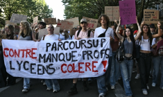 Manifestation de lycéens à Bordeaux le 6 octobre 2026 ( AFP / Philippe LOPEZ )