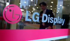 LG DISPLAY, ENCORE EN PERTE AU 2E TRIMESTRE, RÉDUIT SES INVESTISSEMENTS