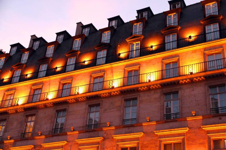 iStock.com-BrendanHunter