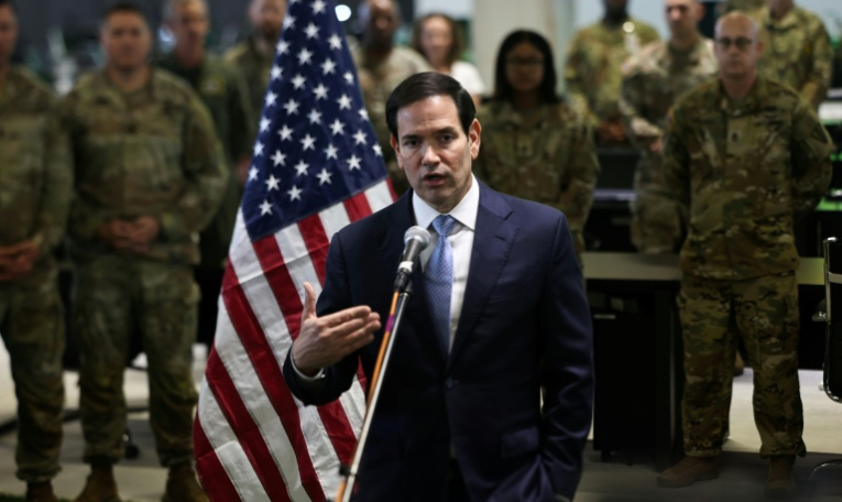 Marco Rubio en visite au Centre de coordination militaro-civile de Kiryat Gat, le 24 octobre 2025 ( POOL / Fadel SENNA )