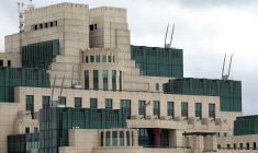 Le quartier général du Secret Intelligence Service (SIS) à Londres, au Royaume-Uni, le 3 mars 2009. ( AFP / SHAUN CURRY )