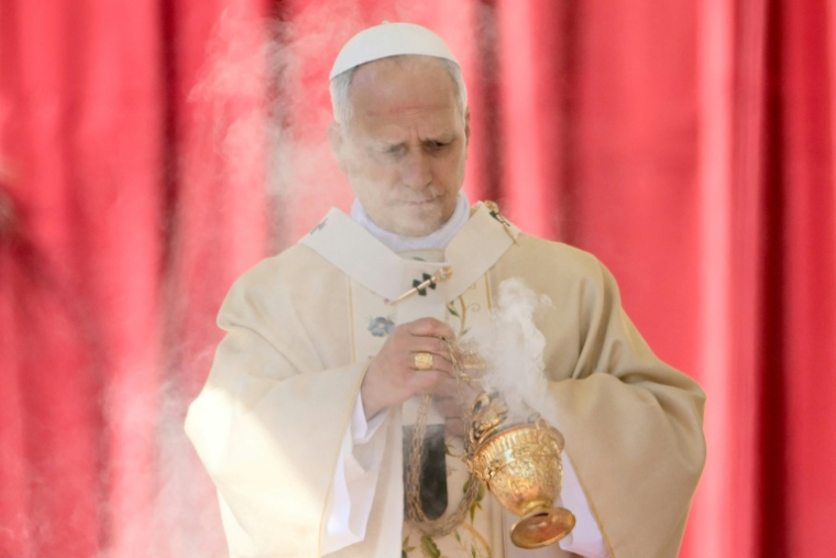 Le pape Léon XIV préside la messe de Pâques, le 5 avril 2026 au Vatican  ( AFP / Alberto PIZZOLI )