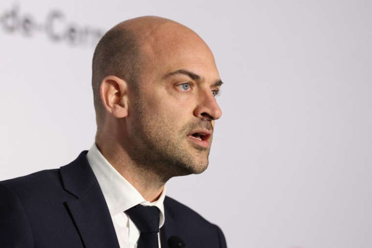 Jean-Noël Barrot à Cernay-la-Ville, le 27 mars 2026 ( AFP / ALAIN JOCARD )