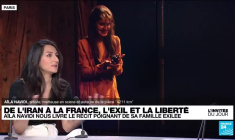 Aïla Navidi, metteuse en scène : "J'ai grandi avec l'espoir de mes parents de rentrer en Iran"