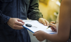 La location avec option d’achat est-elle intéressante? (Crédits photo : Shutterstock)