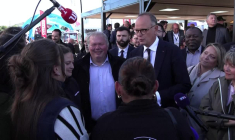 Présidentielle: Edouard Philippe à la rencontre des éleveurs au Sommet de l'Elevage