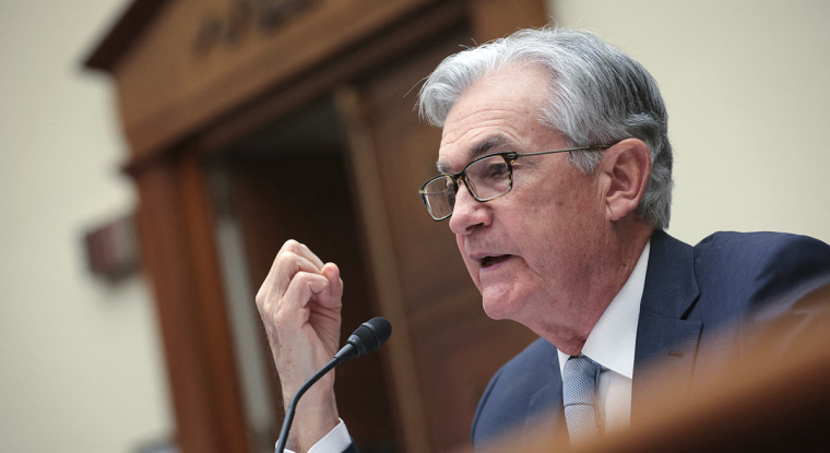 Le président de la Fed, Jérome Powell, se dit prêt à tordre le cou à l'inflation. (© AFP)