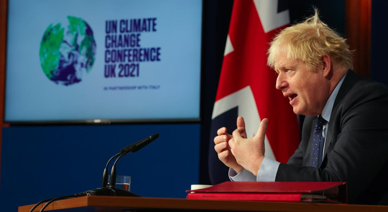 Boris Johnson, Premier ministre du pays organisateur de la COP 26, s'est fixé comme objectif de faire «des progrès considérables sur le charbon, les voitures, la finance et les arbres». (© A. Parsons/ no 10 downing street)