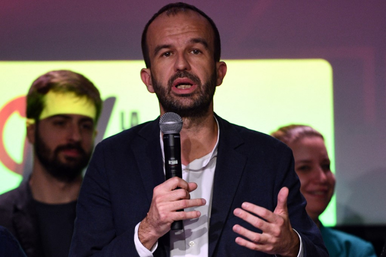 Manuel Bompard à Paris, le 10 décembre 2022. ( AFP / CHRISTOPHE ARCHAMBAULT )