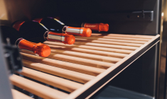 Comment conserver son vin quand on n’a pas de cave (Crédits photo : Shutterstock)