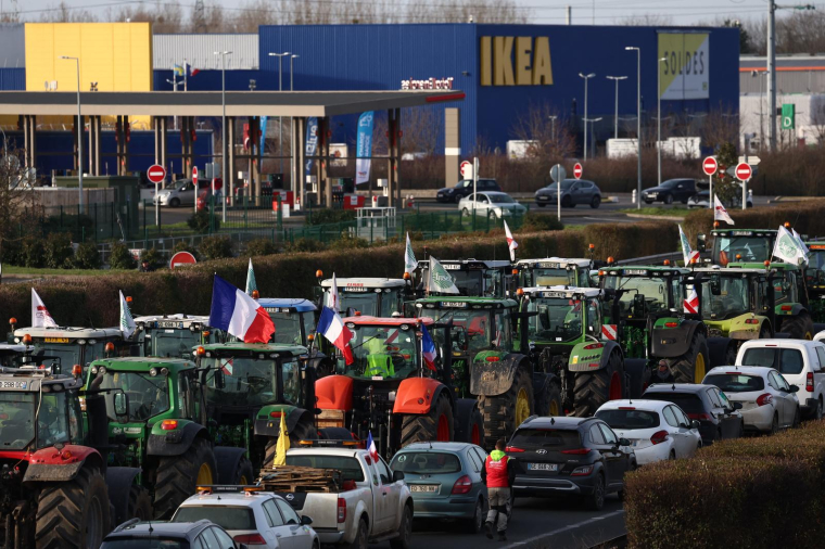 L'autoroute A6 près de Villabe, dans le sud de Paris, le 29 janvier 2024. ( AFP / EMMANUEL DUNAND )