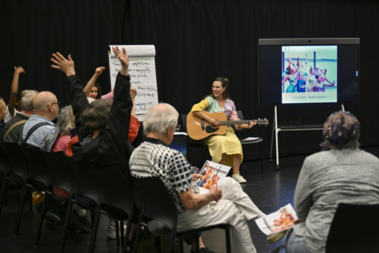 Un concert pour les personnes atteintes de démence et leurs aidants au Lincoln Center, à New York, le 3 juin 2026 ( AFP / ANGELA WEISS )