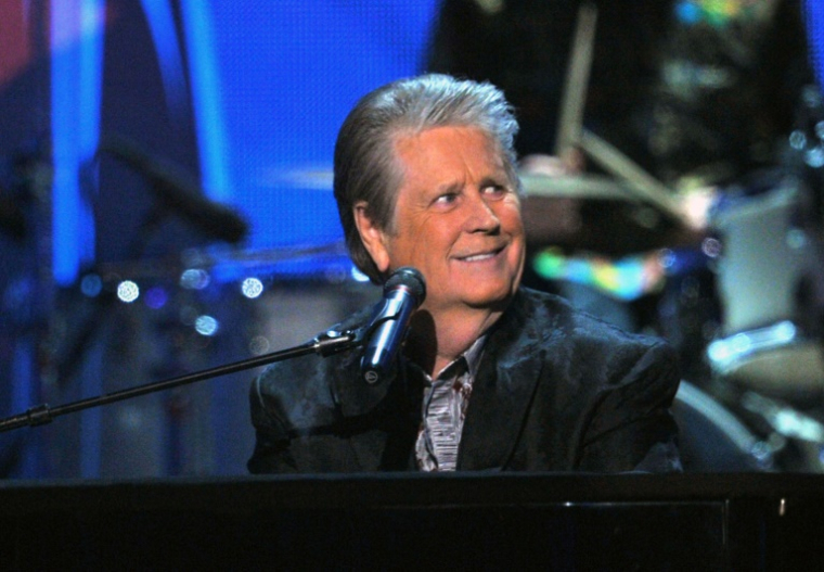 Brian Wilson, cofondateur des Beach Boys, en concert à Los Angeles, le 12 février 2012 en Californie ( Getty / KEVIN WINTER )