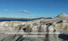 Grèce: l'île de Milos et les Cyclades emportées par la fièvre du béton