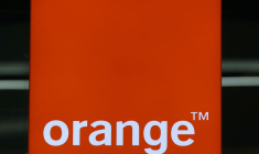 ORANGE POSE LES BASES D'UNE CESSION PARTIELLE DES TOURS DE SON RÉSEAU EN EUROPE