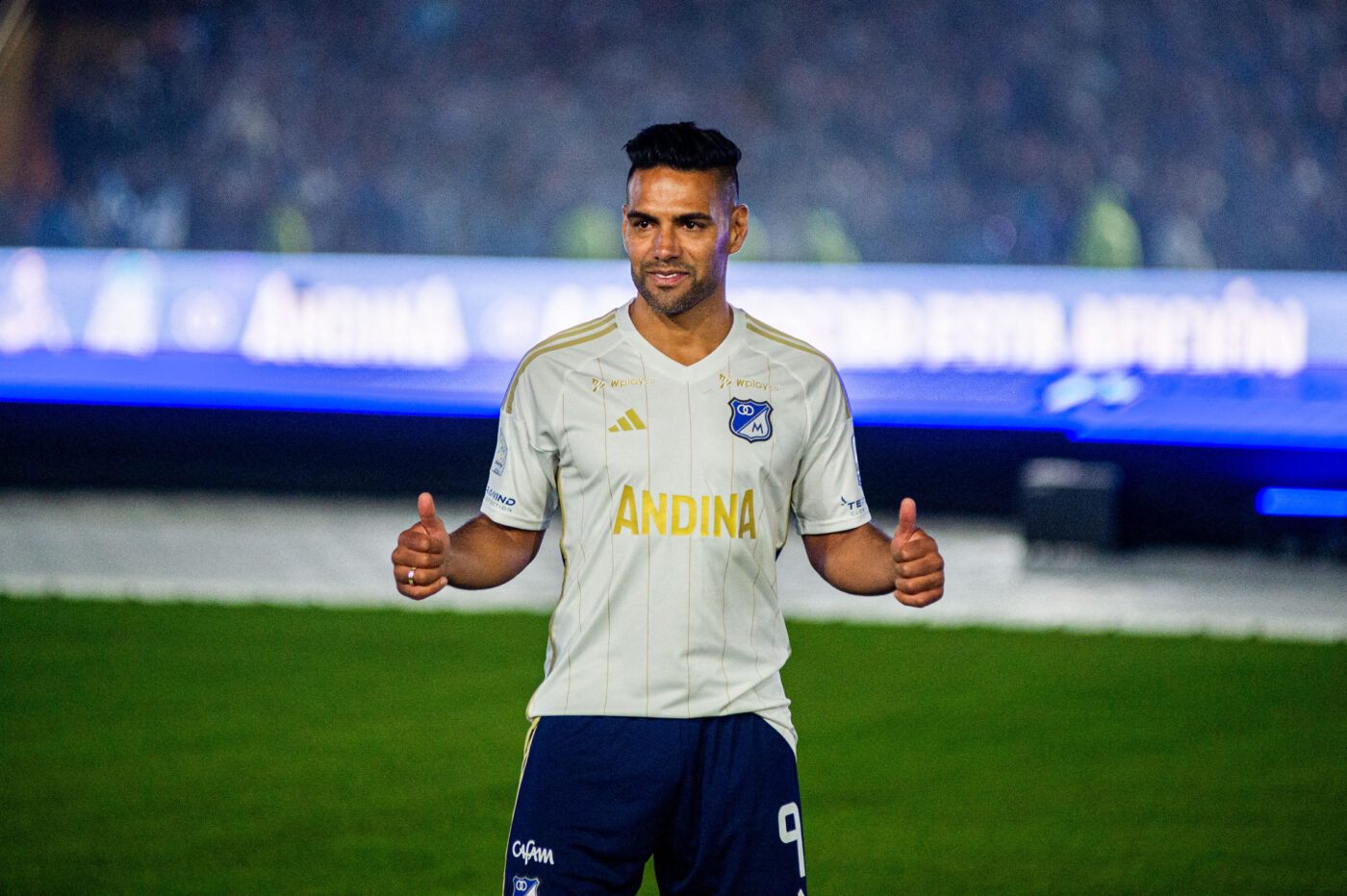 Le vibrant hommage du Millonarios à Radamel Falcao