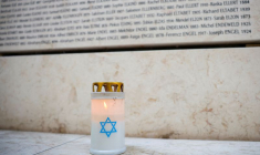 LA FRANCE COMMÉMORE LE 80E ANNIVERSAIRE DE LA RAFLE DU VEL D'HIV