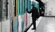 CORONAVIRUS/FRANCE: FIN DU MASQUE OBLIGATOIRE DANS LES TRANSPORTS LE 16 MAI