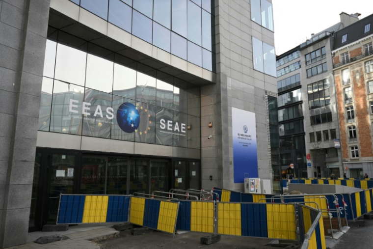 Le service diplomatique de l'UE, à Bruxelles, le 2 décembre 2025 ( AFP / Nicolas TUCAT )