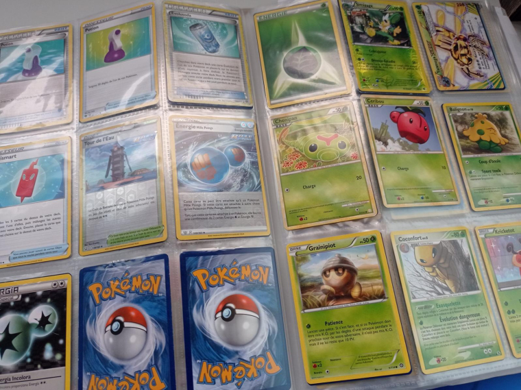 Plus les cartes sont anciennes, plus elles sont susceptibles d’avoir de la valeur. (NewsGene)