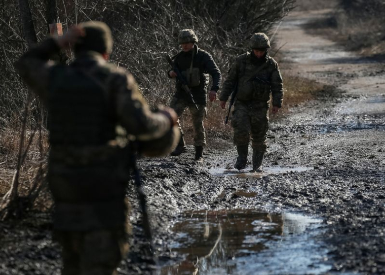 LES INCIDENTS ARMÉS SE MULTIPLIENT DANS L'EST UKRAINIEN, LE G7 MET EN GARDE LA RUSSIE