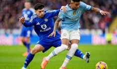 Manchester City renoue miraculeusement avec la victoire à Leicester