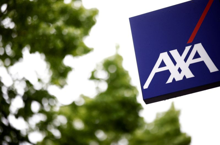 AXA: HAUSSE DE 4% DU CHIFFRE D'AFFAIRES SUR NEUF MOIS, RACHAT D'ACTIONS