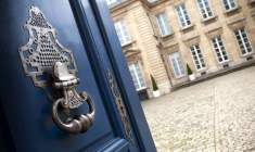 Comment investir dans l'immobilier de luxe ? / iStock.com - JacquesPALUT