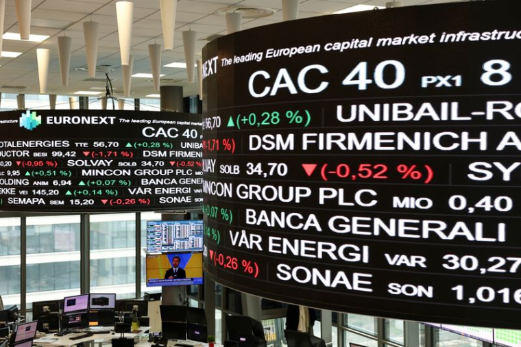 Bourse Euronext dans le quartier d'affaires de La Défense à Paris