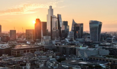 Une vue prise par drone montre la ligne d'horizon au-dessus du centre de Londres