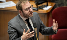 Antoine Armand à Paris, le 26 novembre 2024. ( AFP / BERTRAND GUAY )