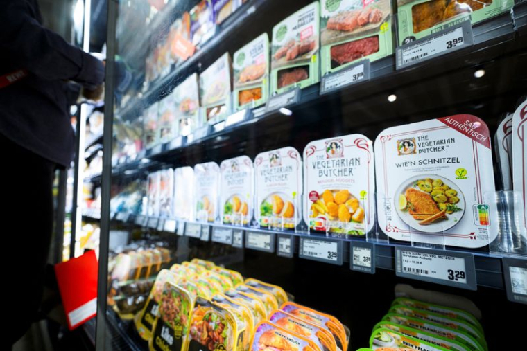 Produits de substitution à la viande dans un supermarché allemand