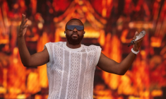 Le chanteur congolais Gims lors d'un concert au festival Les Vieilles Charrues, dans le Finistère, le 16 juillet 2026 ( AFP / Fred TANNEAU )