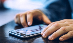 En Chine, les applications financières peuvent vous attribuer une note... (crédit : Adrianna Calvo / Pexels)