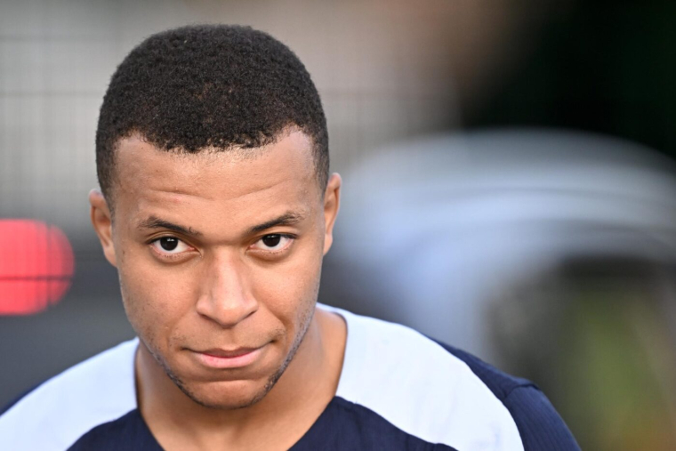 L'accueil réservé aux champions d’Europe, lors de leur arrivée à Clairefontaine