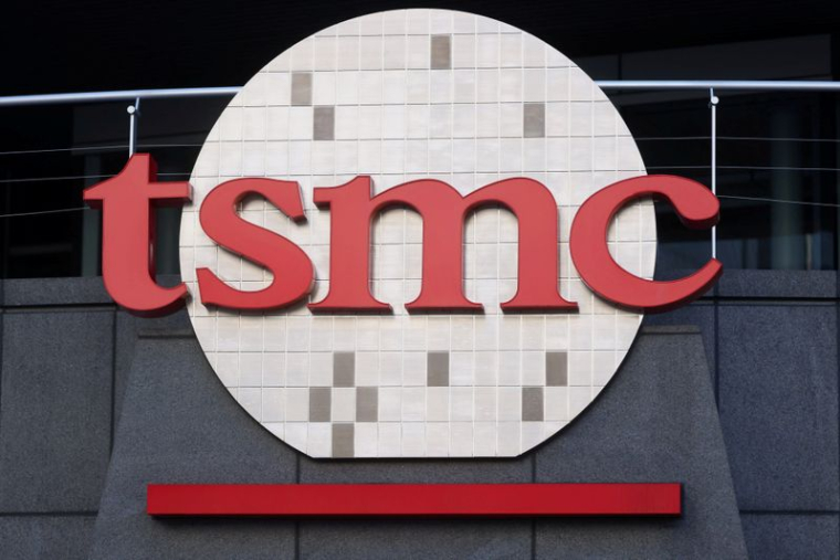 TSMC VA INVESTIR 100 MILLIARDS DE DOLLARS SUR TROIS ANS POUR RÉPONDRE À LA DEMANDE DE PUCES