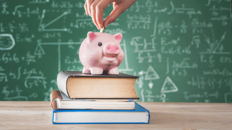 Rentrée universitaire : quelles aides financières pour les étudiants en 2025 ? / iStock.com - seb_ra